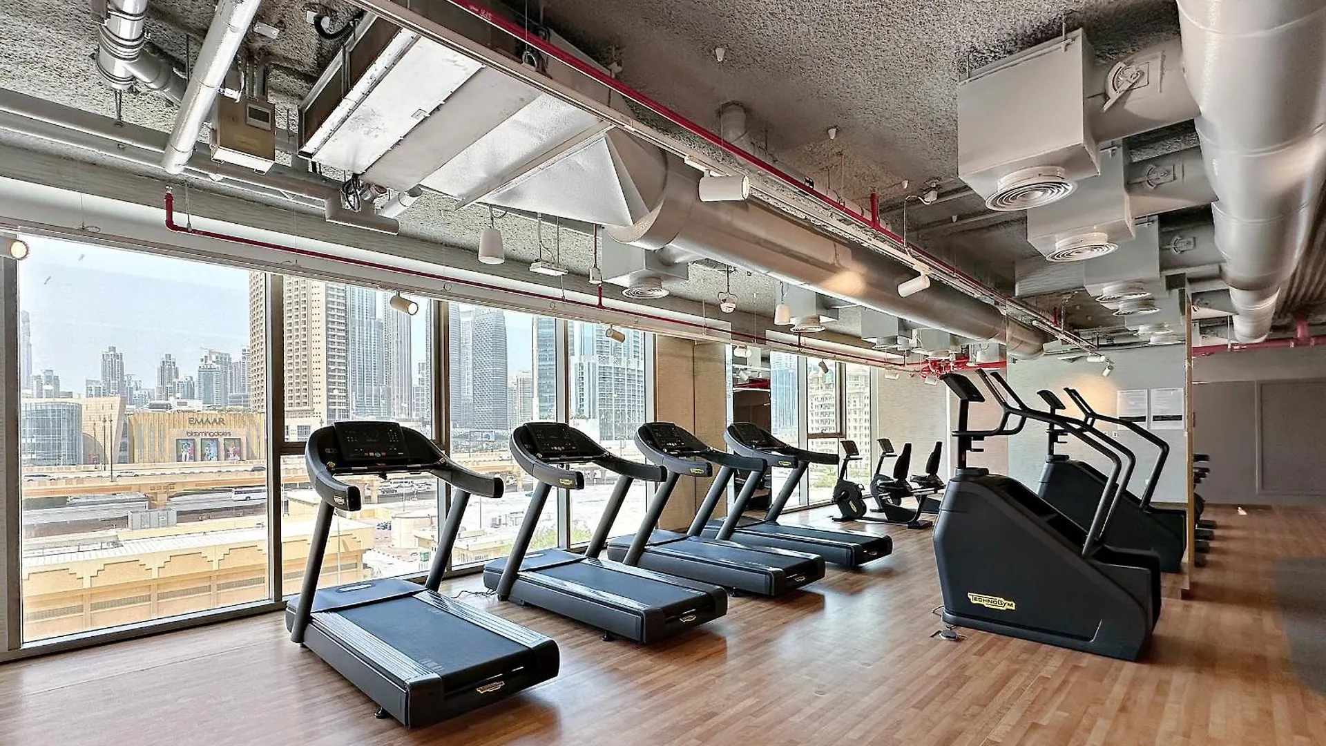 Apartment Modern And Classic 1Bdr In Downtown Views-14 Dubai